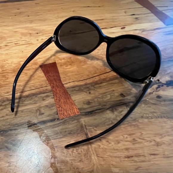 BRIGHTON "Meridian" Women's handmade Black Sunglasses with Original Metal Case - Picture 4 of 11